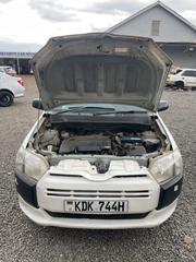 Toyota Succeed 2015 White for sale