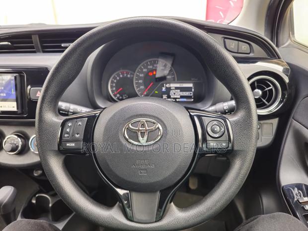 Toyota Vitz 1.3 FWD 5dr 2019 White