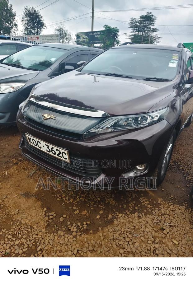 Toyota Harrier 2.0 2014 Burgundy