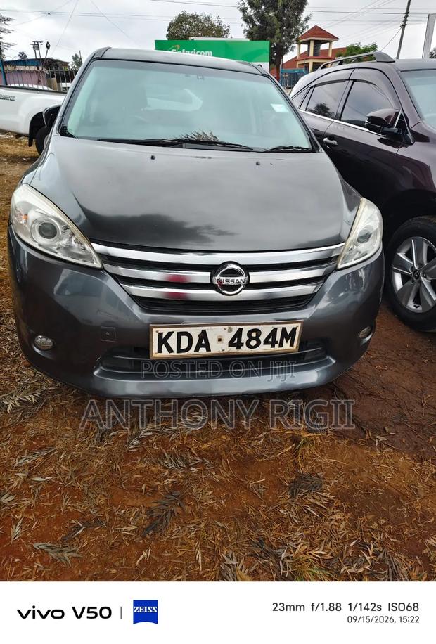 Nissan Lafesta 2014 Gray
