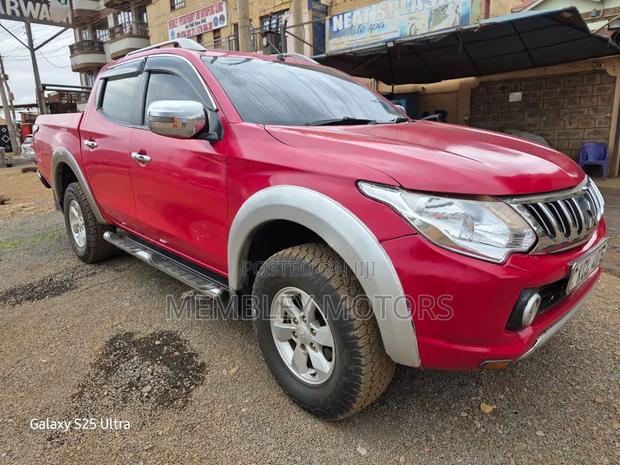 Mitsubishi L200 Double Cab 2.4 181hp 4WD 2017 Red