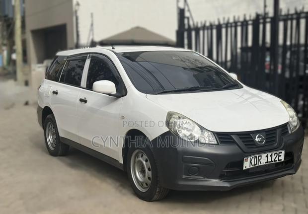 Nissan Advan 2017 White
