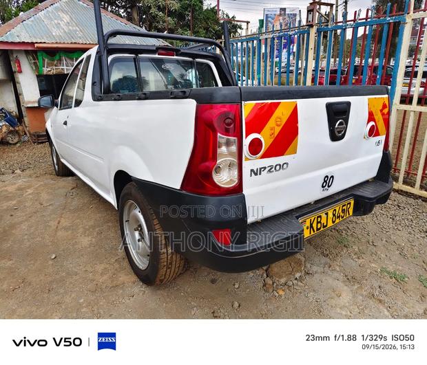 Nissan NP200 2011 White