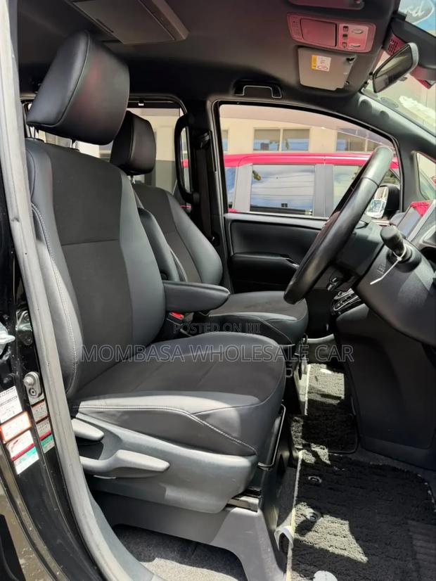 Toyota Noah 2020 Black