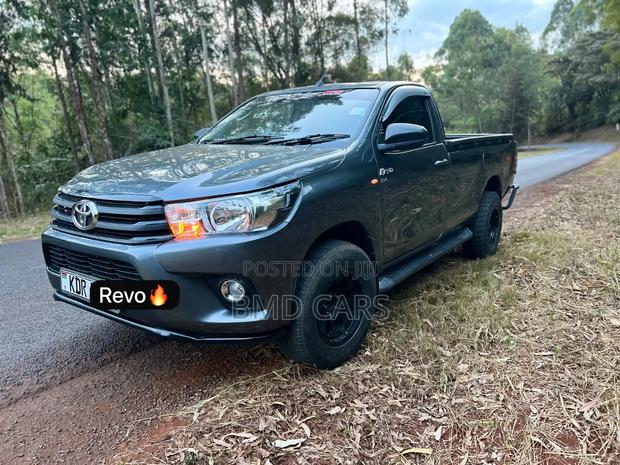 Toyota Hilux Revo Single Cab Deisel 2.4 RWD 2017 Gray