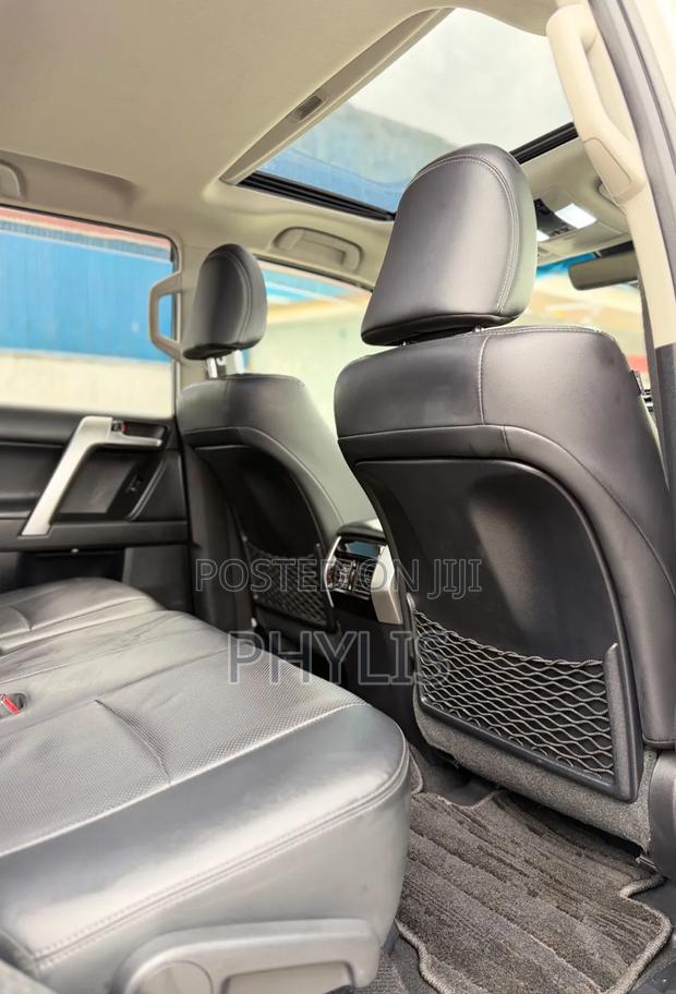 Toyota Land Cruiser Prado 2.7 2019 White