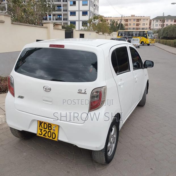 Daihatsu Mira 2013 White
