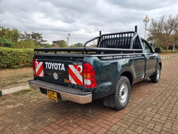 Toyota Hilux 2009 Green