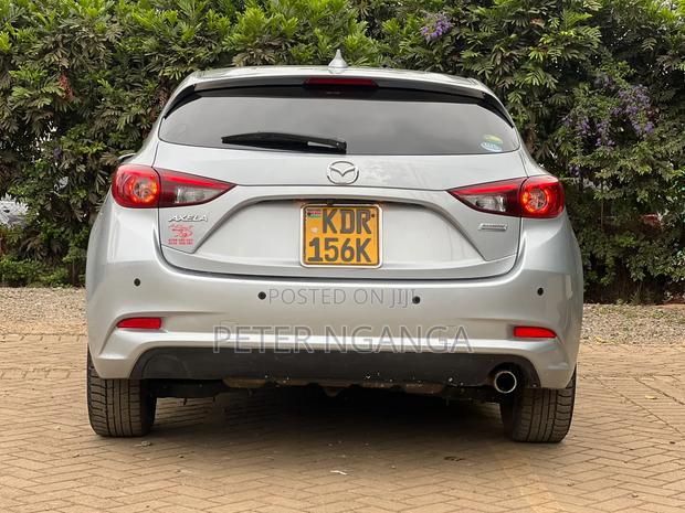 Mazda Axela 2018 Gray