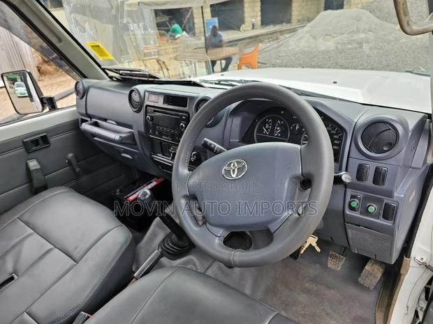 Toyota Land Cruiser 76 Series 2016 White