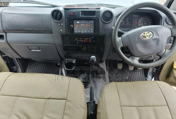 Toyota Land Cruiser 79 Series 2014 White