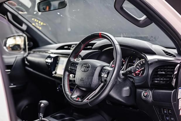 Toyota Hilux 2.4 Diesel 2020 White