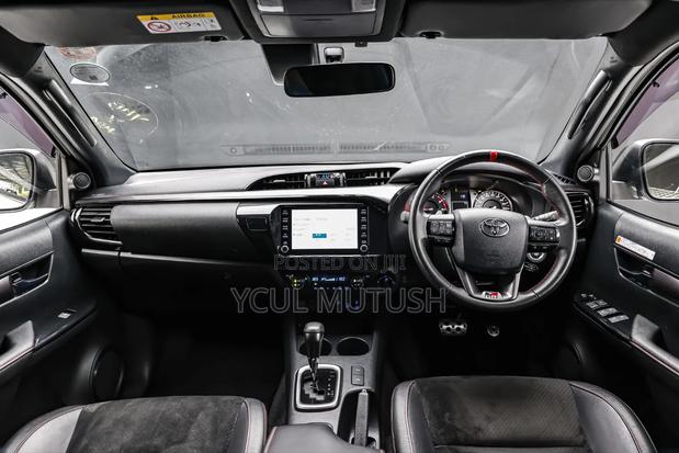 Toyota Hilux 2.4 Diesel 2020 White