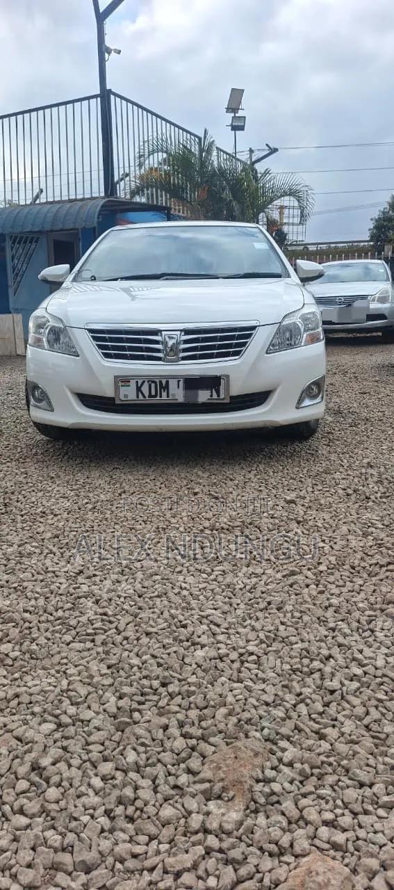 Toyota Premio 2017 White