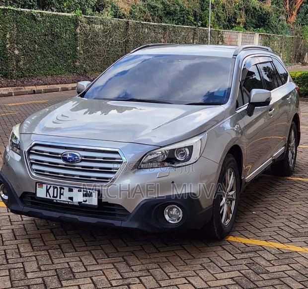 Subaru Outback 2.5i Limited AWD 2018 Gold