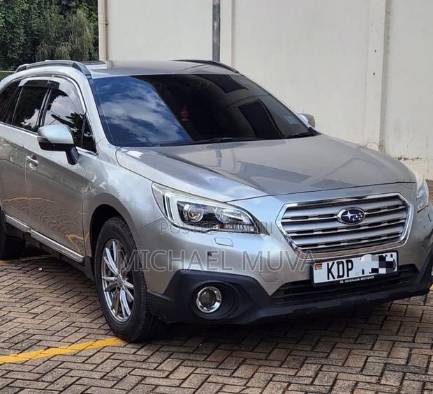 Subaru Outback 2.5i Limited AWD 2018 Gold