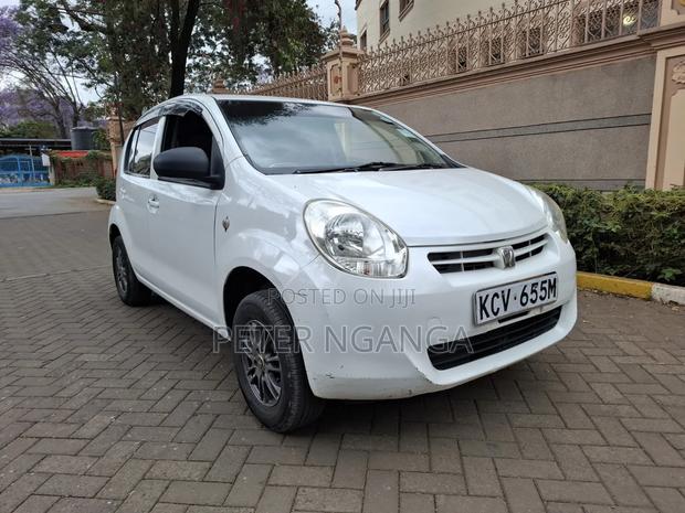 Toyota Passo 1.0 FWD 2012 White