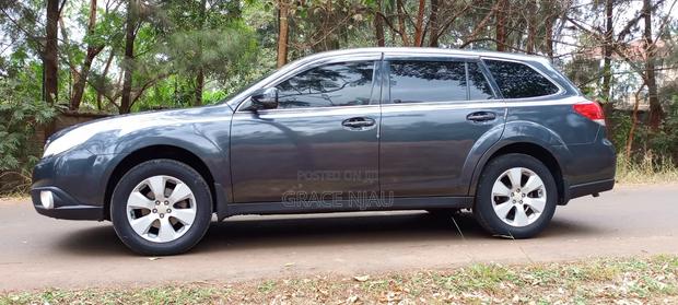 Subaru Outback 2011 Gray