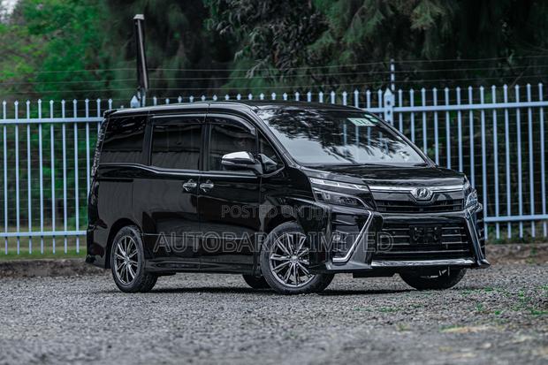 Toyota Voxy 2019 Black