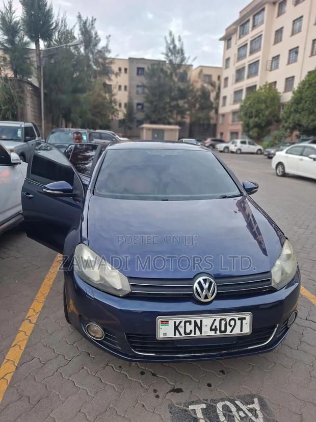 Volkswagen Golf 2015 Blue