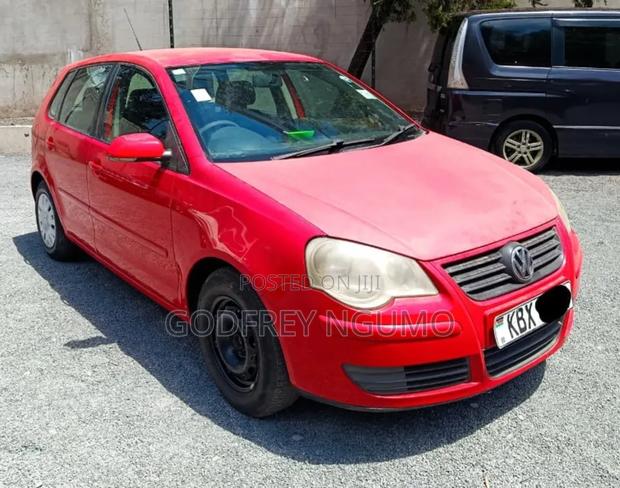 Volkswagen Polo 2006 Red
