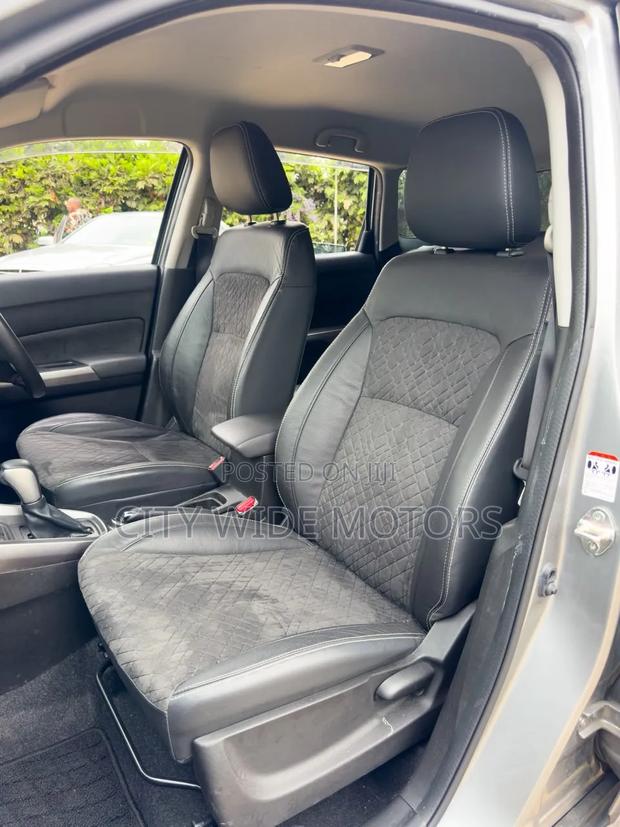 Suzuki Escudo 2019 Silver