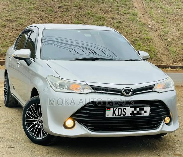 Toyota Axio 1.5 G 2WD 2017 Silver