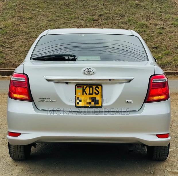 Toyota Axio 1.5 G 2WD 2017 Silver