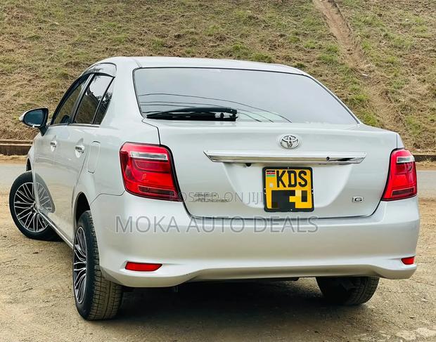 Toyota Axio 1.5 G 2WD 2017 Silver