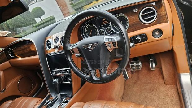Bentley Flying Spur V8 S 2016 Black