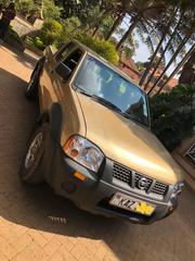 Nissan DoubleCab 2007 Gold for sale