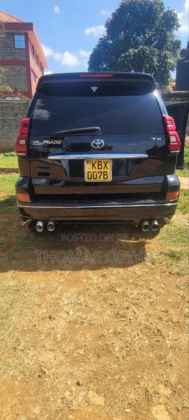 Toyota Land Cruiser 2006 Black