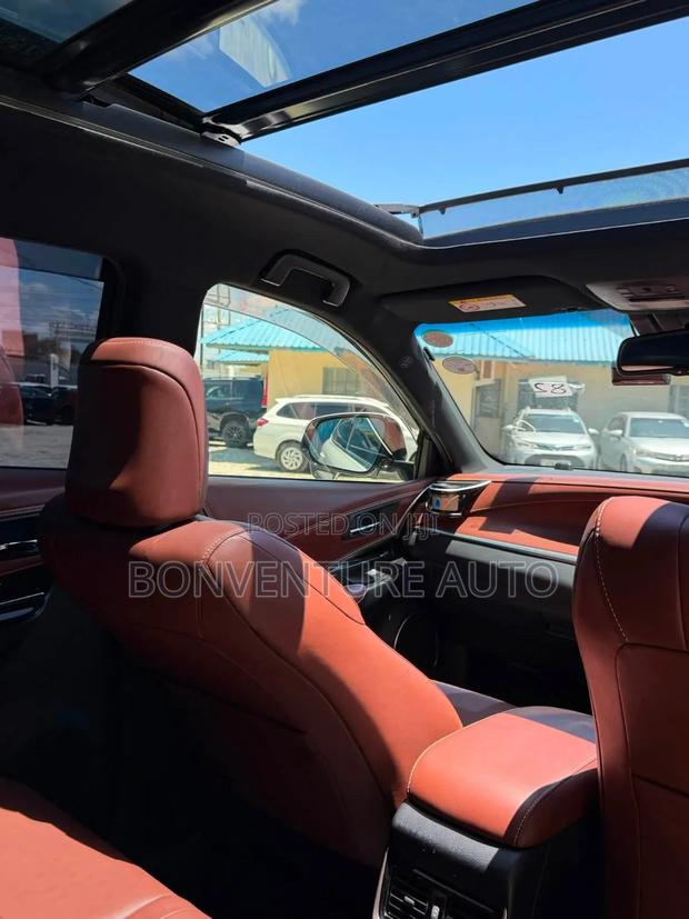 Toyota Harrier 2.0 2018 Pearl
