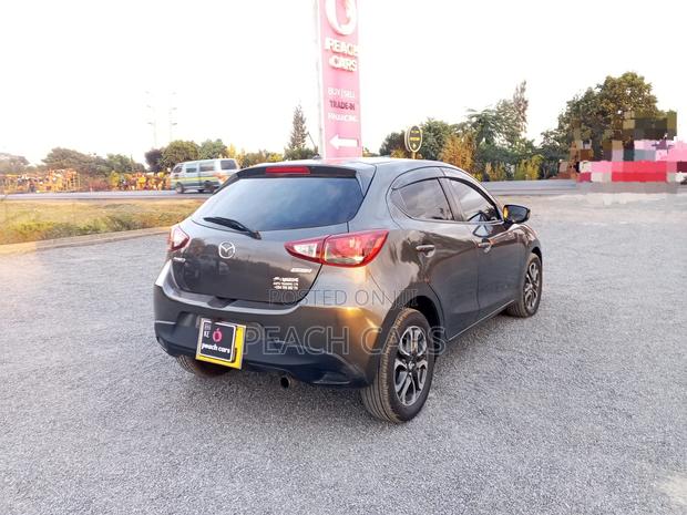 Mazda Demio 2015 Gray