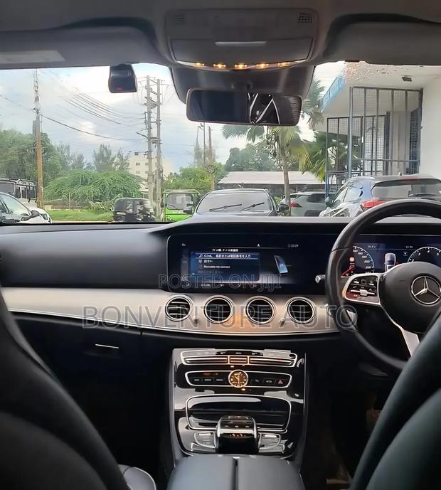 Mercedes-Benz E200 2019 Pearl