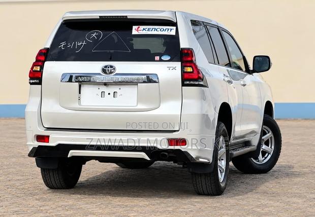 Toyota Land Cruiser Prado 2.7 2019 Pearl
