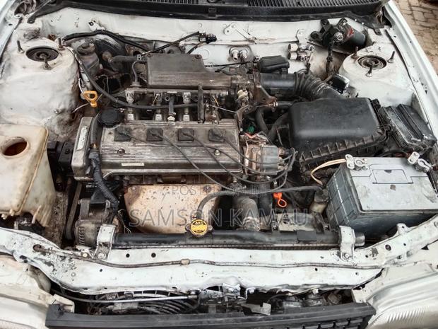 Toyota Corolla 2002 White