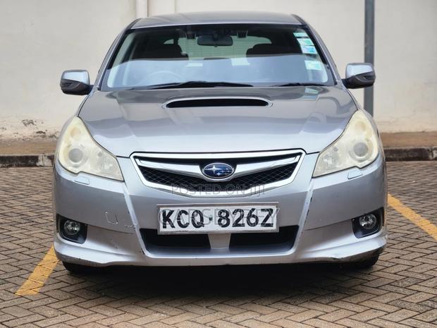 Subaru Legacy 2011 Silver