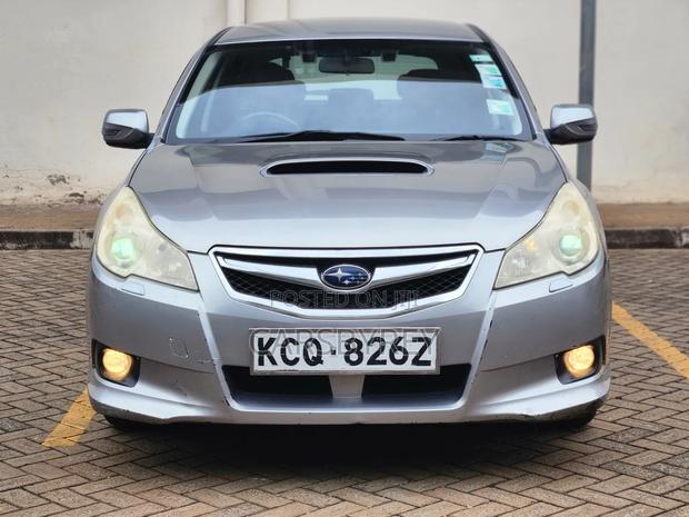 Subaru Legacy 2011 Silver