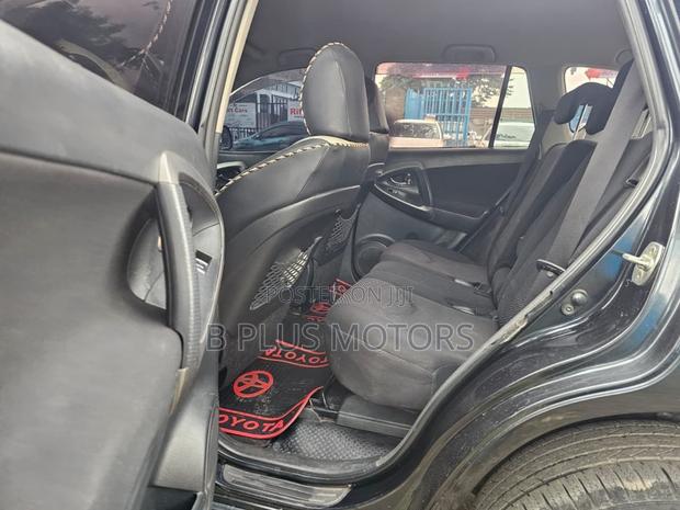 Toyota RAV4 2009 Black