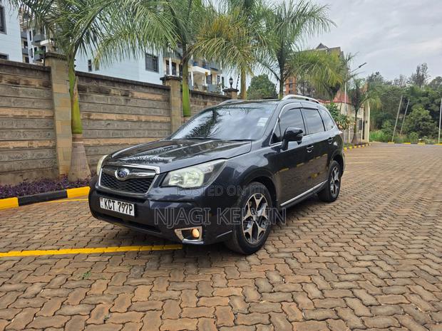 Subaru Forester 2013 Gray
