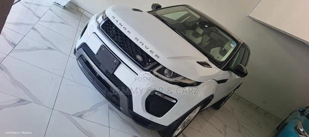 Land Rover Range Rover Evoque HSE Dynamic 4x4 5-Door 2018 White