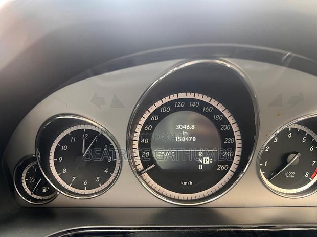 Mercedes-Benz E300 2010 Black