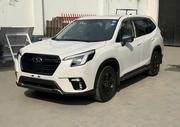 Subaru Forester Premium 2021 White for sale