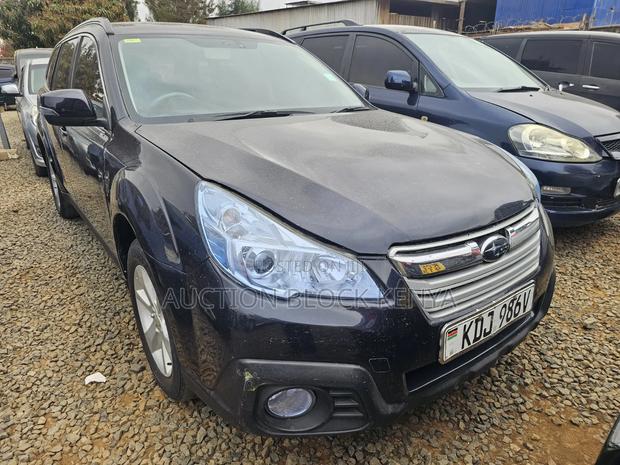 Subaru Outback 2014 Black