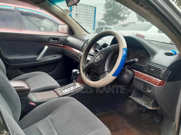 Toyota Premio 2005 Silver