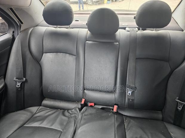 Mercedes-Benz C180 2004 Silver