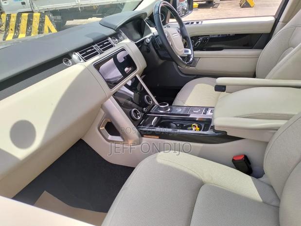 Land Rover Range Rover 2018 Maroon