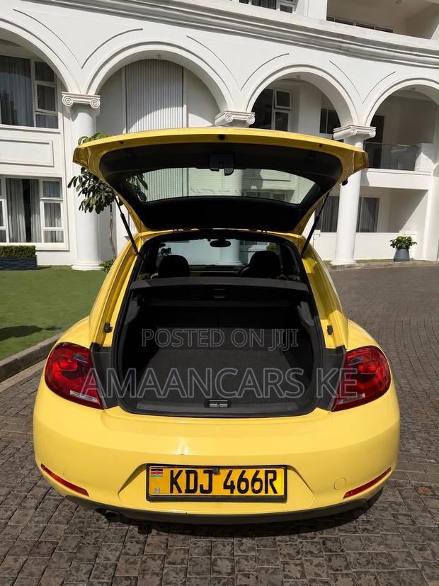 Volkswagen Beetle 2015 Yellow