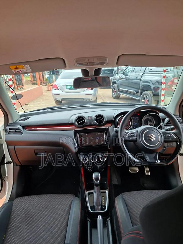 Suzuki Swift Sport 2019 White